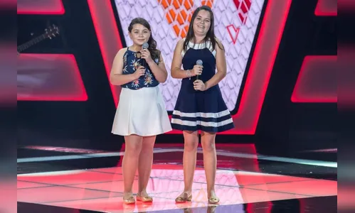 Irmãs paranaenses emocionam jurados cantando ‘Ursinho Pimpão’ no The Voice Kids