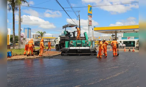 Prefeitura inicia recapeamento da Avenida Arapongas