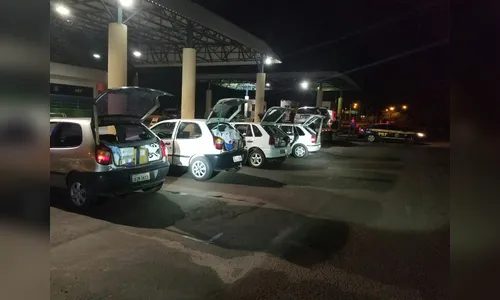 PRF e Receita Federal apreendem comboio de veículos carregados de pneus contrabandeados na Ponte Ayrton Senna