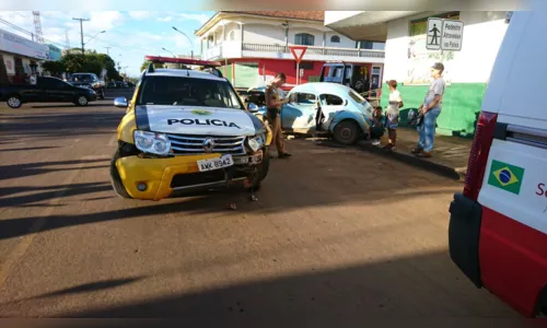 
							Viatura da PM colide com Fusca durante perseguição a suspeito de tráfico
						
						