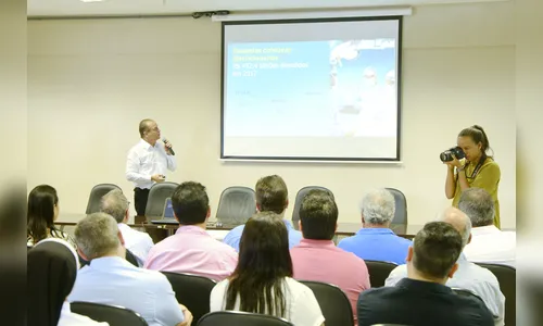 Ministro libera R$ 2,5 milhões para setor de saúde em Arapongas