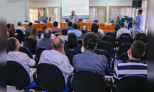 Universidade Federal do Paraná propõe parcerias com a Amuvi