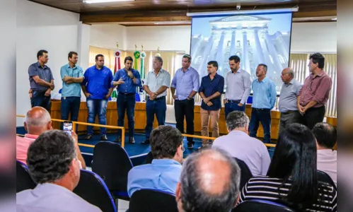 
							Universidade Federal do Paraná propõe parcerias com a Amuvi
						
						