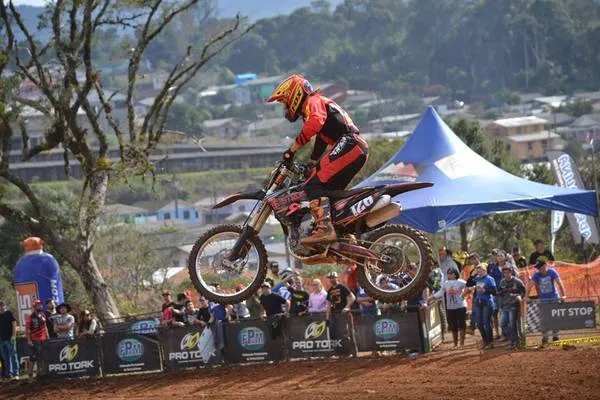 No Campeonato Paranaense de Motocross deste ano, João Gabriel Michelin vai competir na categoria MX2 - Foto: Divulgação