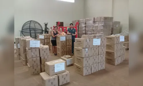 Kits escolares já estão prontos para distribuição