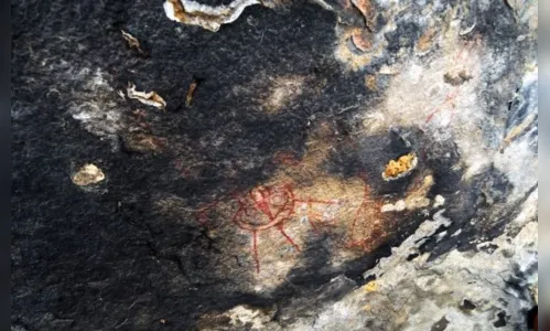 
							Antigas pinturas de extraterrestres e OVNIs intrigam arqueólogos
						
						