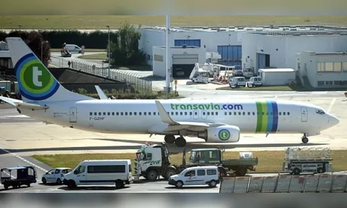 
							Avião faz pouso de emergência por causa de passageiro que não parava de soltar pum; veja vídeo
						
						