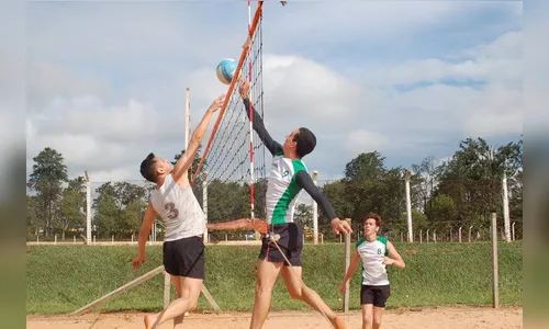 Circuito Araponguense de Vôlei de Praia agitou as areias do Centro Social Urbano