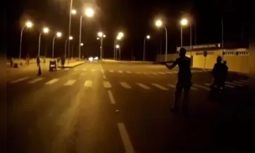 Dezenas de índios armados tentam invadir posto da PRF após apreensão de motos