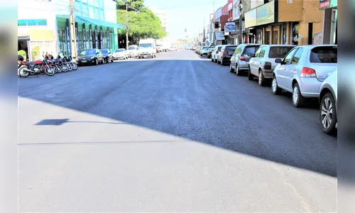 Recape da Avenida Arapongas tem 75% da obra concluída