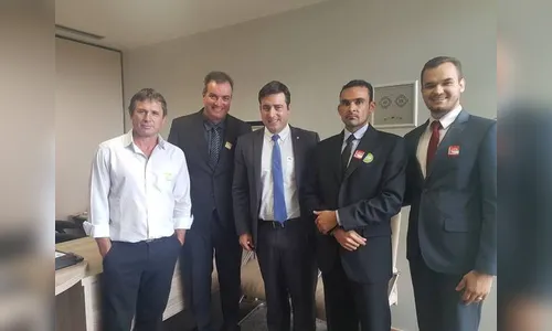   Cambira indica emendas parlamentares em Brasília