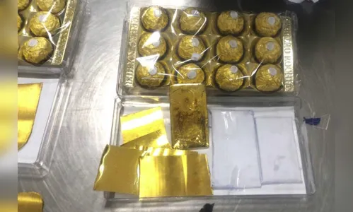 Chinesas são presas em aeroporto com ouro em caixas de leite e bombons