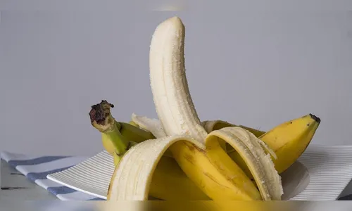 Homem com dois pênis conta em livro como é sua vida pessoal