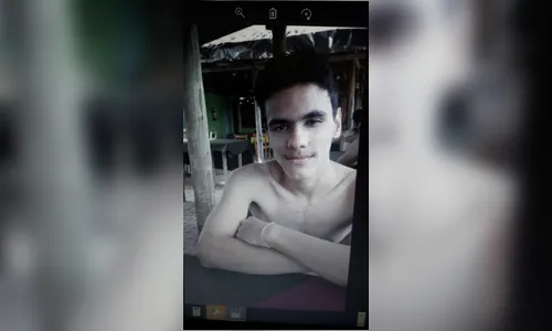 Pai procura jovem que pegou ônibus com destino a Apucarana e desapareceu