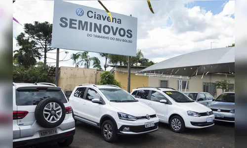 Conheça
as vantagens de comprar um carro seminovo 