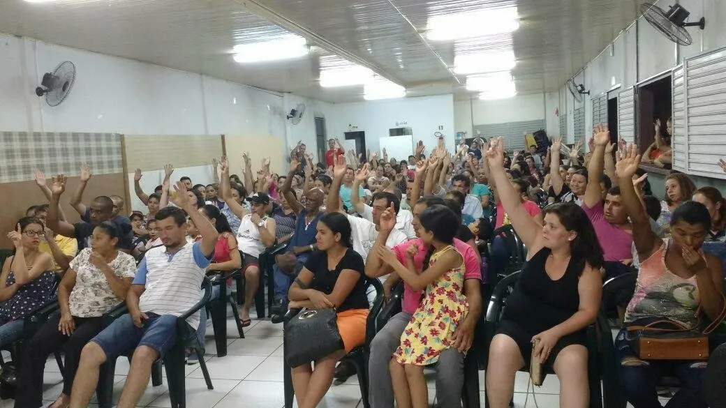 Escolas e CMEIs promovem primeira reunião do ano com pais de alunos