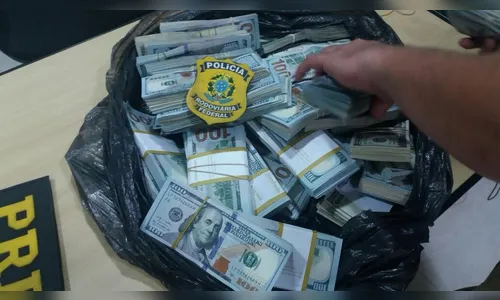 Comerciante chinês é preso com quase meio milhão de dólares em ônibus que saiu de Curitiba