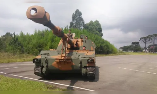 
							Exército recebe novos modelos de blindados
						
						
