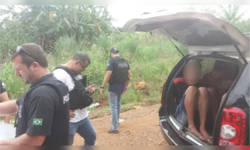 
							  Polícia Civil prende suspeitos e apreende drogas em Apucarana
						
						