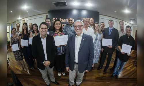 Apucarana recebe certificado da FIEP pela qualidade da educação municipal