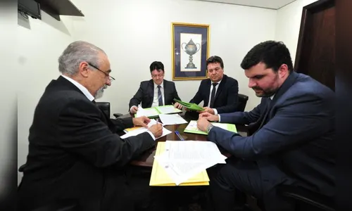 Comissão de Ecologia aprova projeto que institui o mês Julho Dourado, dedicado à prevenção de zoonoses