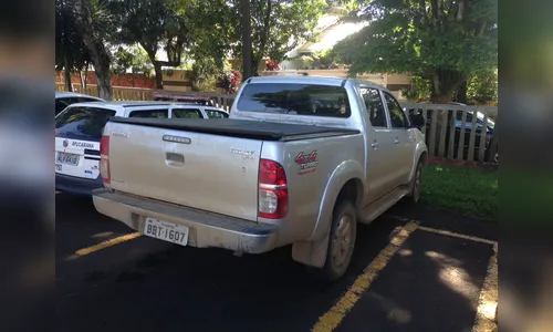 Homem é preso com caminhonete roubada em Apucarana 