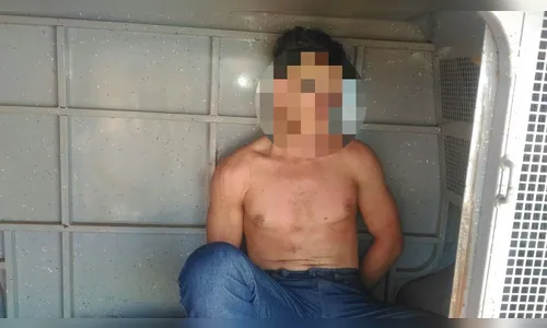 Suspeito de esfaquear esposa grávida se mata na cadeia; Bebê morreu e mulher está em estado grave