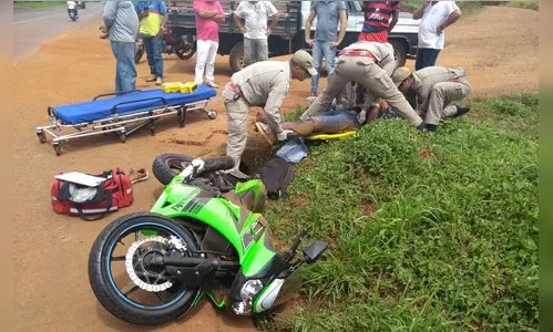 Caminhonete atinge motociclista na PR-466 em Jardim Alegre