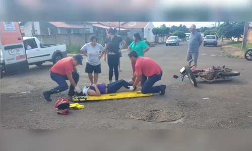 Casal fica ferido após acidente entre motos em Faxinal