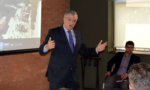 Ex-deputado do Paraná estava acompanhado por pessoa de 19 anos no momento da morte em hotel