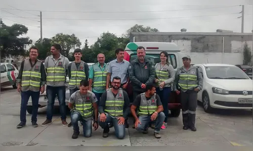 Agentes de trânsito em treinamento conhecem sistema rotativo de Curitiba