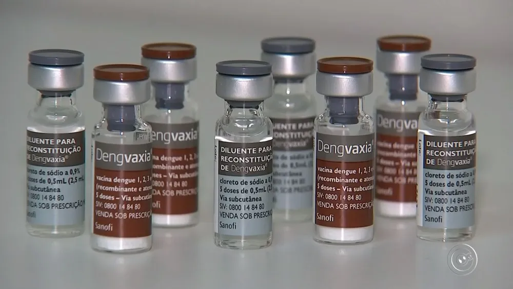 Vacinação contra a dengue é realizada em 30 municípios do Paraná (Foto: Reprodução/TV TEM)