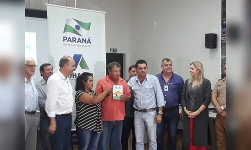 Cohapar entrega moradias rurais em Ivaiporã