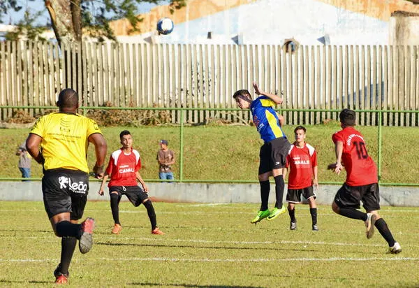 A rodada final do Bom de Bola de Apucarana em 2017 aconteceu no estádio do Sesi - Foto: Delair Garcia