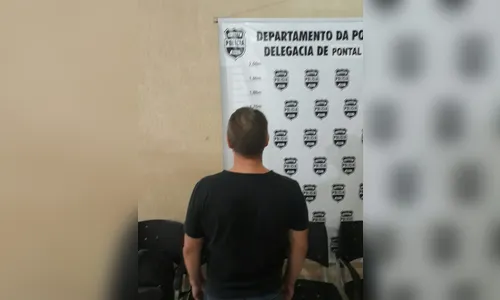 Professor é preso por suspeita de estuprar a enteada de 12 anos 