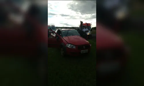 
							Motorista fica ferido após acidente na BR-376 em Cambira
						
						