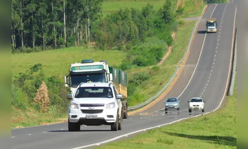 Movimento nas rodovias do Paraná deve aumentar até 30% no feriadão 