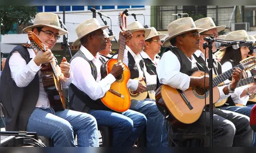 Violeiros se apresentam    sábado na Praça do 28 de Janeiro