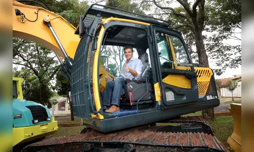 Richa repassa máquinas para consórcios municipais do Noroeste