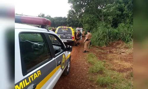 Polícia aborda 18 veículos e 26 pessoas durante operação na zona rural de Apucarana