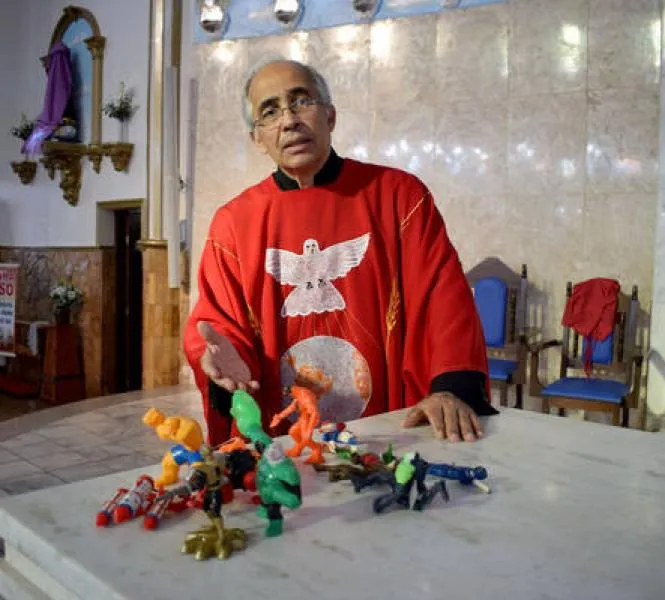 Igreja encabeça campanha contra brinquedos violentos