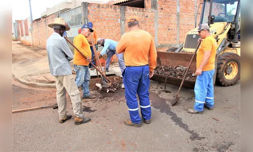 Prefeitura realiza limpeza nas caixas coletoras do município