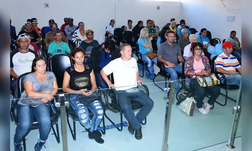 Trabalhadores de frigorífico pedem apoio da Câmara de Apucarana