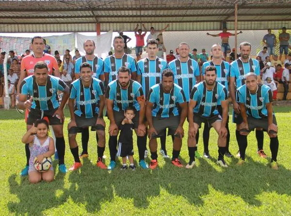 A equipe da Vila Bonfim, de Bom Sucesso, está nas quartas de final do Amador Regional - Foto: www.oesporte.com.br