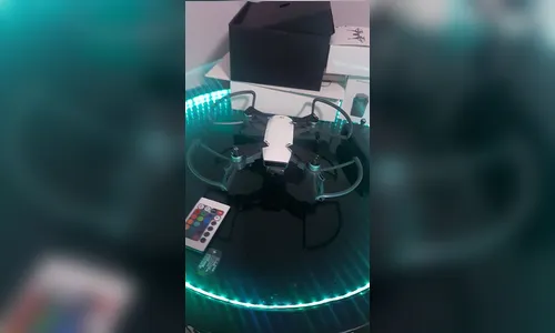 Empresário oferece recompensa para quem souber de drone perdido durante voo no centro 