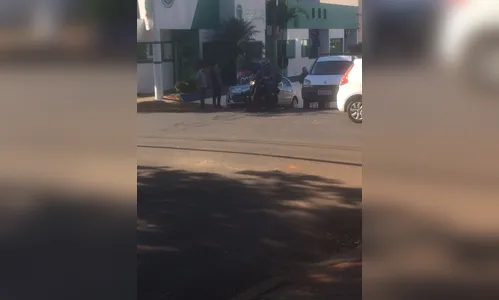 Acidente no centro de Apucarana provoca dano material e expõe problema viário