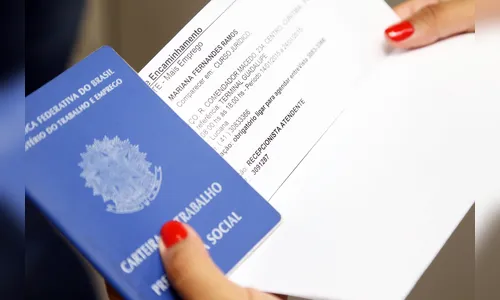 Concursos públicos e processos seletivos oferecem mais de 10 mil vagas