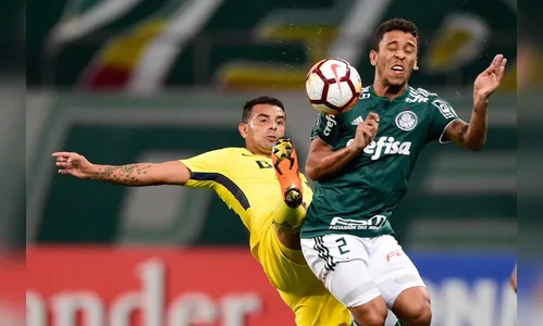 Palmeiras marca aos 44, mas Tevez empata para o Boca no final