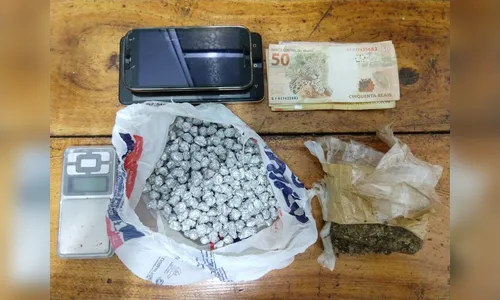 Suspeitos de furto são presos com maconha e 278 pedras de crack em Mandaguari
