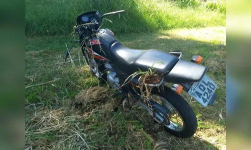 
							Motociclista e garupa ficam feridos em colisão com carro
						
						